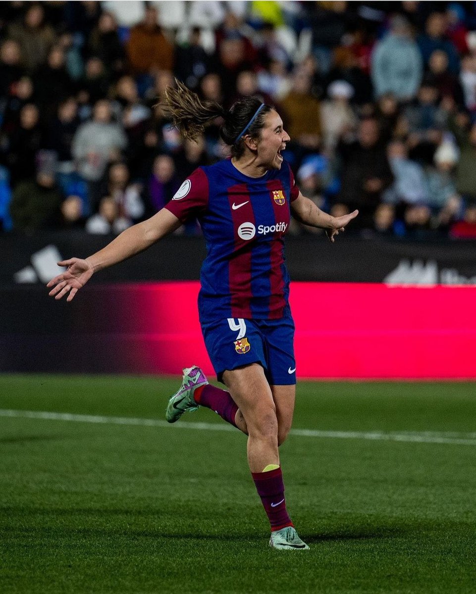 julia23cule's tweet image. ⚠️💥 SORTEO de una camiseta a elegir del Barça femenino (con nombre y dorsal) si marca Mariona en la final:

Requisitos para participar:

📍 Seguir a @TribunaShop y @julia23cule.

📍 Dar RT + ❤️ 

⚽️ El ganador será anunciado el sábado después del partido.

🍀 ¡MUCHA SUERTE!