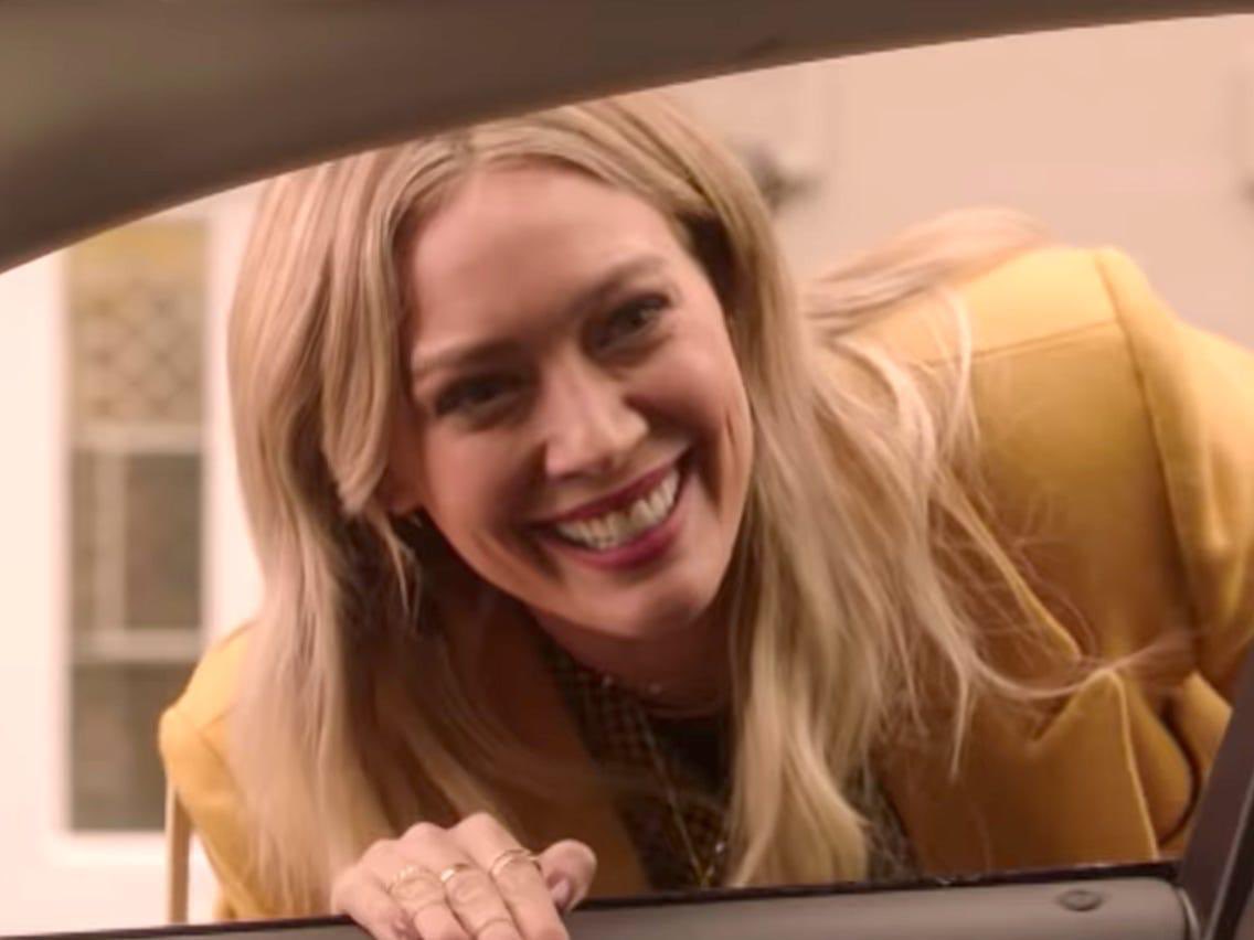 PopCrave's tweet photo. Writer on the canceled ‘Lizzie McGuire’ revival reveals details about the show:

•  Show starts with Lizzie living in NYC as an interior designer, dating a handsome chef.

• Lizzie's boyfriend cheats on her with her best friend.

• Gordo is engaged and expecting a baby with another woman.

• In episode 3, Lizzie wakes up in Ethan's bedroom, and checks off her “to-do” list twice, which Disney was not happy about.