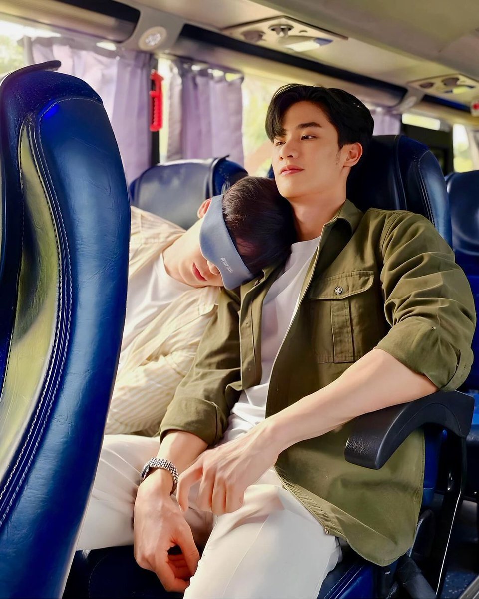 Speedboattaynew's tweet photo. Series กะ ชีวิตจริง 
พี่เตรักและหลงน้องนิวเหมือนกัน
น้องนิวเป็นความสุขของพี่เต 
#เตนิว https://t.co/4GkNLr4xa6