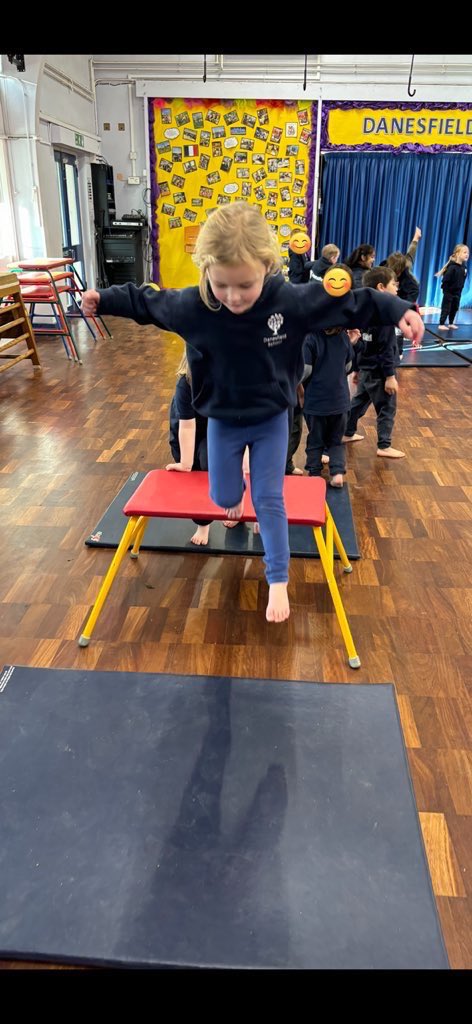 Reception gymnastics show us how to stand , jump down and safely land on our feet in PE . Look at our beautiful gymnastic stance to balance our bodies before we jump off safely 🤸🤸‍♂️ @DanesfieldSchl