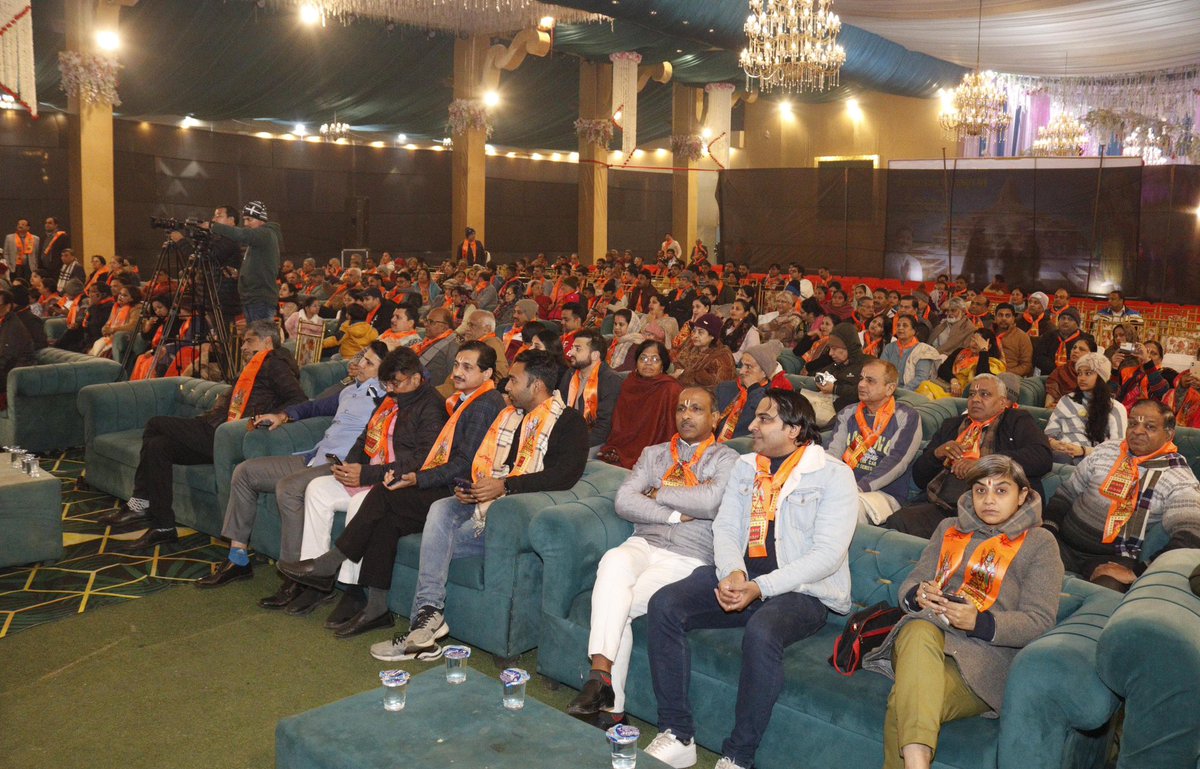 drharshvardhan's tweet photo. आज श्रीराम जन्मभूमि प्राण प्रतिष्ठा महोत्सव के निमित जिला केशवरपुरम में एक दिवसीय संपूर्ण श्रीरामलीला के आयोजन में बतौर मुख्य अतिथि शामिल हुआ।
हम सांस्कृतिक संवर्धन के गौरवशाली युग के साक्षी बन रहे हैं, इसे हम सभी रामभक्त अपना सौभाग्य मानते हैं।

#MandirWahiBannGaya
#RamLeela #Delhi #Ayodhya @BJP4India @BJP4Delhi