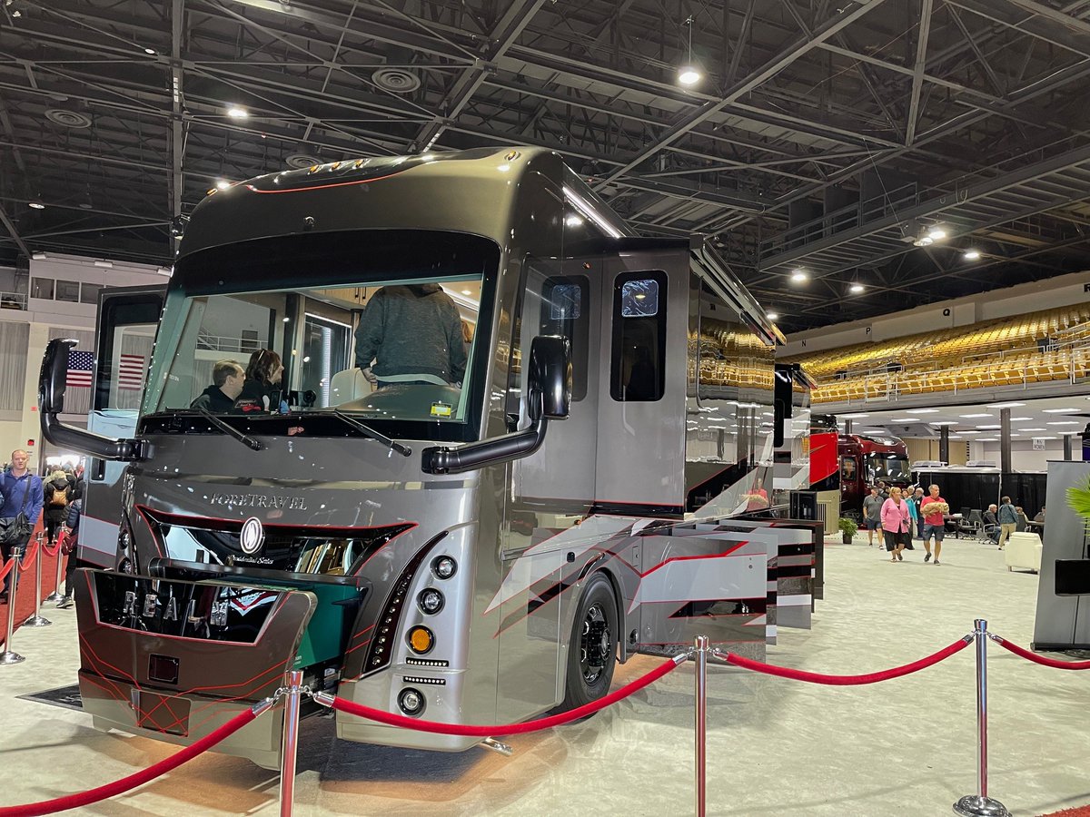 Xantrex's tweet photo. If you're in Florida, be sure to drop by the Florida RV Trade Association's Florida RV Supershow and check out the different RVs powered by Xantrex Technology #inverters. #florida #floridaRV #Rv #rvshow #rvindustry https://t.co/HAAosUEbf1