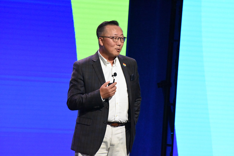 CiscoPartners's tweet photo. Haven't seen the #CiscoPS23 Geo Go-To-Market Sessions yet? There's still time! 

They're available for you on-demand at the #CiscoPartnerLaunch Experience. 

Unleash a world of innovation and knowledge today! 
https://t.co/6r21QmFc0a https://t.co/1Qxn85u3Dh