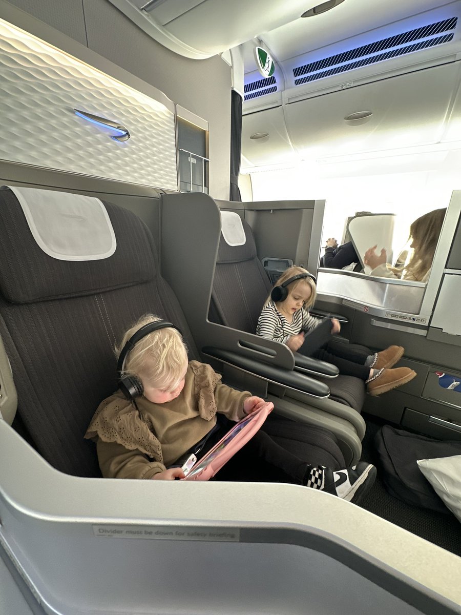 iamloads's tweet image. Work hard so you can book those nice holidays and then work even harder whilst on those holidays to one day live your whole life like a holiday. That’s my motto 😇