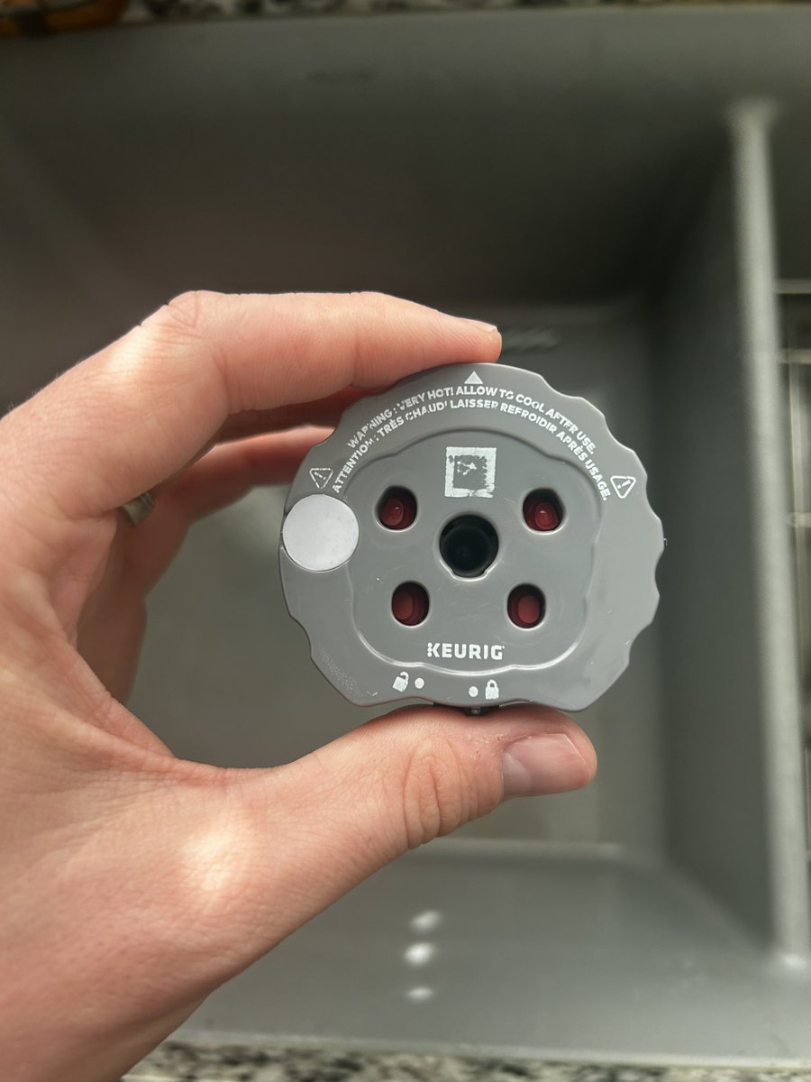 payne1394's tweet photo. @Keurig I purchased this universal reusable K-Cup and haven’t even had it a year, and now the QR Code is washing off and won’t register in my Keurig. Are you able to assist? https://t.co/KyHpTRTl11