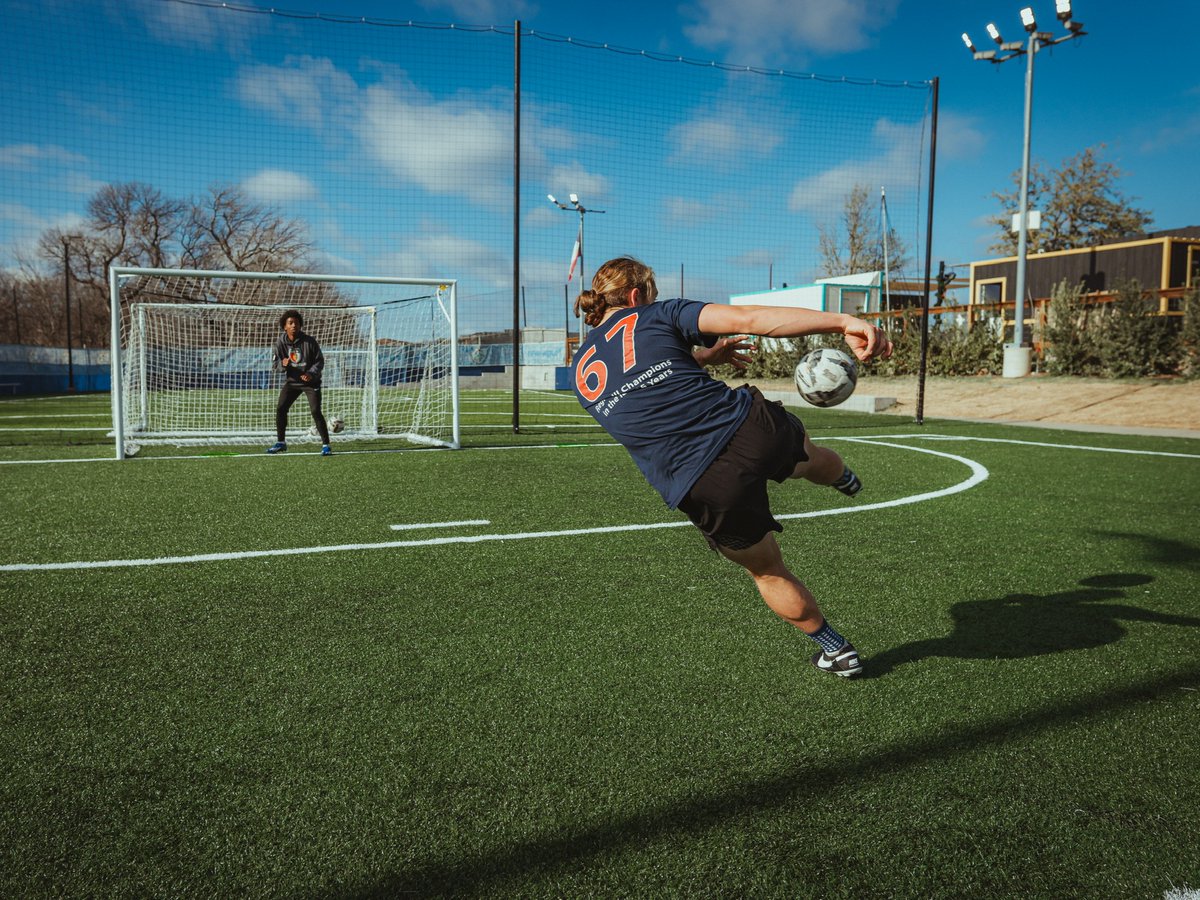 Banger loading ⏳ that technique though! 🔥

#GOLDSTANDARD 🎗