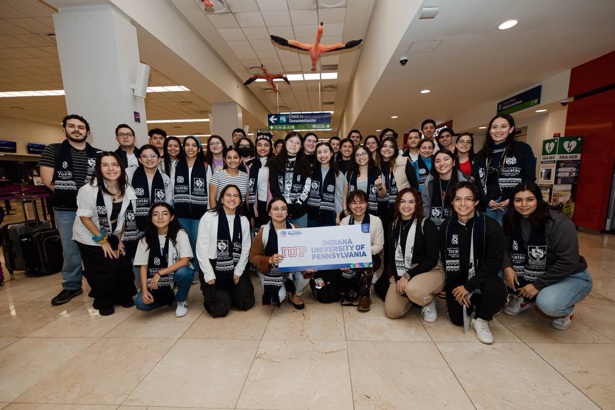 MauVila's tweet photo. Les comparto que el primer grupo de estudiantes de los 500 que forman parte del Programa de Movilidad Internacional 2024 del @GobYucatan ya salió rumbo a #EstadosUnidos, donde realizarán su estancia académica para aprender inglés en la @IUPedu. Les deseamos mucho éxito en esta nueva experiencia, en equipo con ellos y todos los estudiantes yucatecos vamos seguir transformando #Yucatán. #5toInformeVila #CambioYTransformación