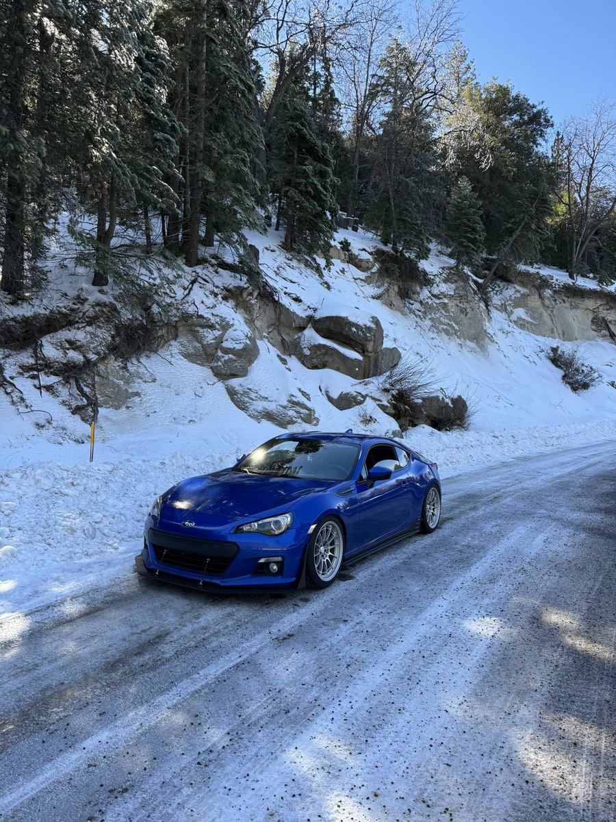 ovrgabe's tweet photo. 雪 https://t.co/vYkD9KDimf