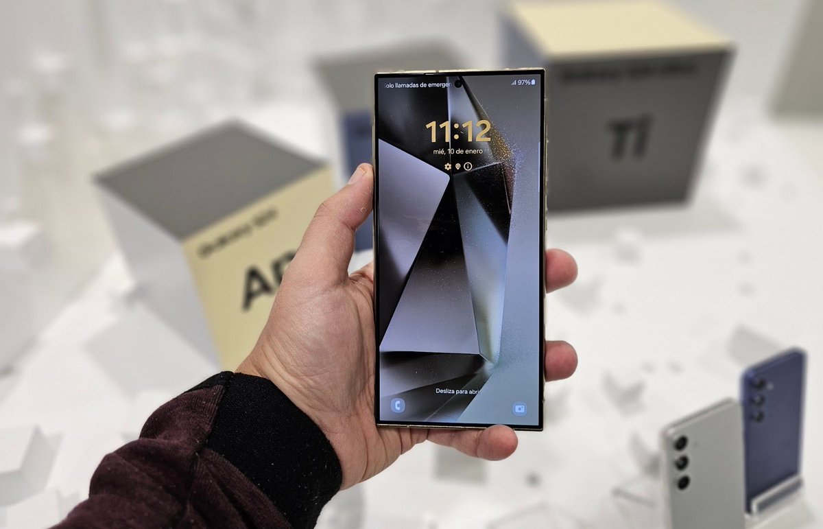 #SamsungUnpacked | He pasado un buen rato con los Samsung Galaxy S24 y aunque prometen ser bestias en todo, lo que más me ha gustado tiene que ver con su IA

✍️ Te lo cuenta <a href="/nivilus/">Carlos Ferrer-Bonsoms</a>

🔗 buff.ly/4b3DoHx