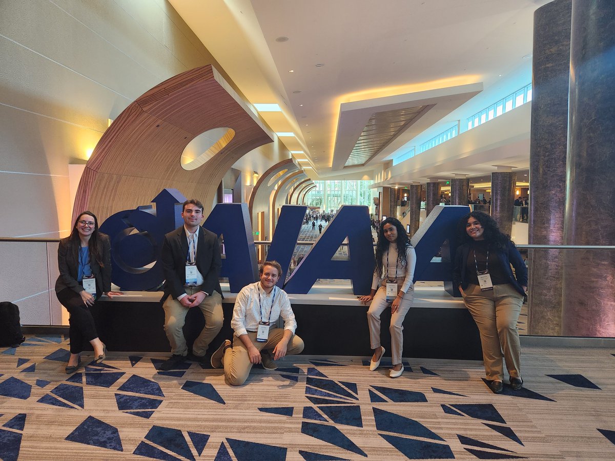 This year started with two presentations at #AIAASciTech! We talked about a mission concept for a CubeSat and new potential uses of an open-source #python based software. Great job to all presenters! It was great to be part of the largest aerospace conference in the world! 🛰️🚀