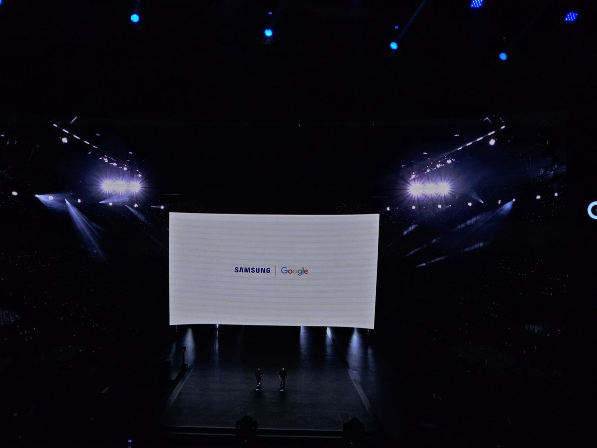 stufflistings's tweet photo. Samsung and Google as collaborating yet again. This time for AI.
#EpicinIndia #TeamGalaxy #SamsungUnpacked #GalaxyAI #GalaxyS24 Ultra https://t.co/H4xOJ93EWn