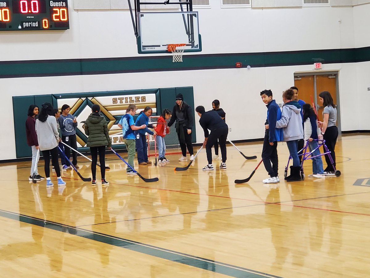 Ms_Waltmon tweet media