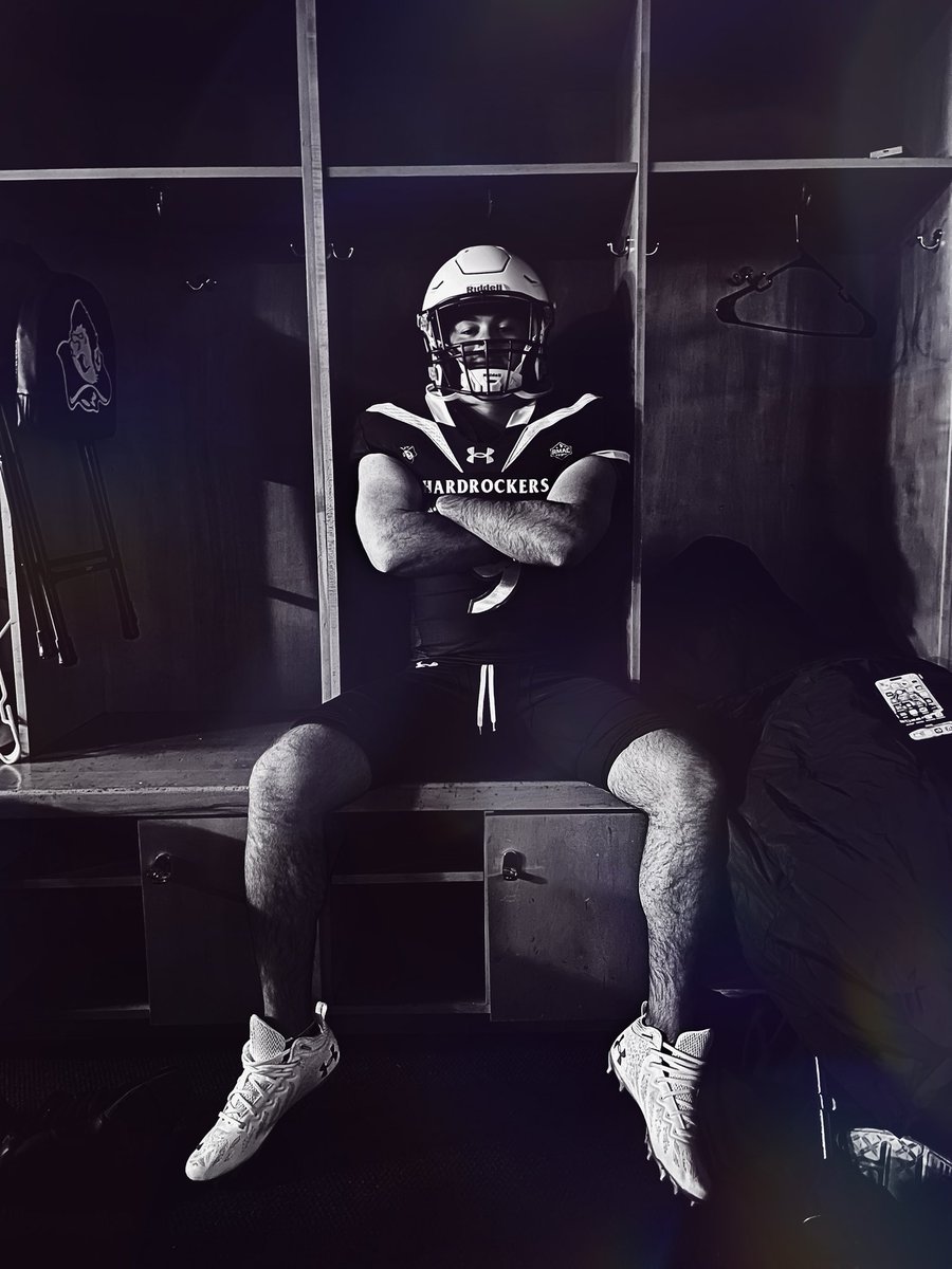 Laird Jones (@lairdjones9) on Twitter photo Had a great time in Rapid City on my official visit to <a href="/HardrockerFB/">South Dakota Mines Football</a> loved being on campus and meeting all the guys and Coaches!! <a href="/coachflohr/">Charlie Flohr</a> <a href="/CoachRyanGent/">Ryan Gent</a> <a href="/Fbcoach_vrw/">Vance Winter</a>, all the other Coaches and <a href="/brayden_schatz/">Brayden Schatz</a> thank you for making me feel at home!! Had a great time in Rapid City on my official visit to <a href="/HardrockerFB/">South Dakota Mines Football</a> loved being on campus and meeting all the guys and Coaches!! <a href="/coachflohr/">Charlie Flohr</a> <a href="/CoachRyanGent/">Ryan Gent</a> <a href="/Fbcoach_vrw/">Vance Winter</a>, all the other Coaches and <a href="/brayden_schatz/">Brayden Schatz</a> thank you for making me feel at home!!