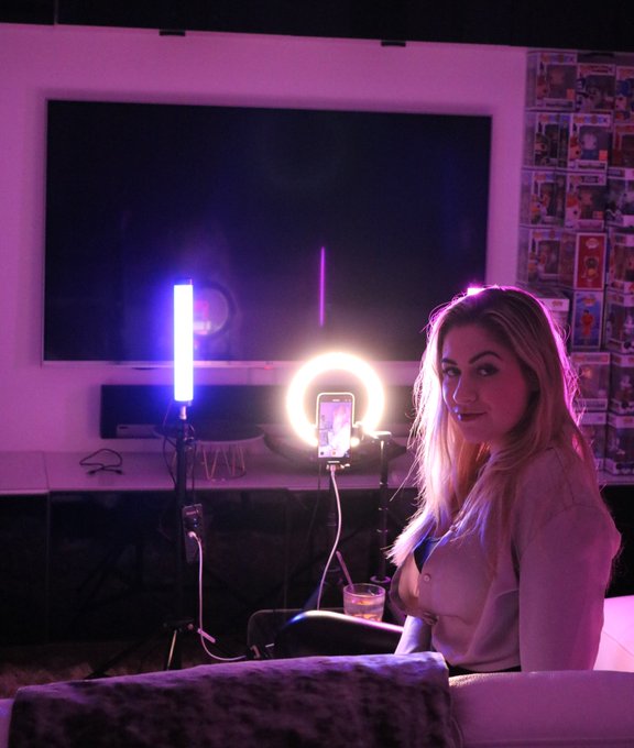 Come Join my LIVE on TikTok!😍 https://t.co/zI9UGQtLz1 #Live #streamer #streamergirl #Livestream #GalaxyAI<a href="/tag/cute"class="tags"><span>#cute</span></a><a href="/tag/live"class="tags"><span>#live</span></a><a href="/tag/gamergirl"class="tags"><span>#gamergirl</span></a><a href="/tag/livestream"class="tags"><span>#livestream</span></a><a href="/tag/twitchcon"class="tags"><span>#twitchcon</span></a>