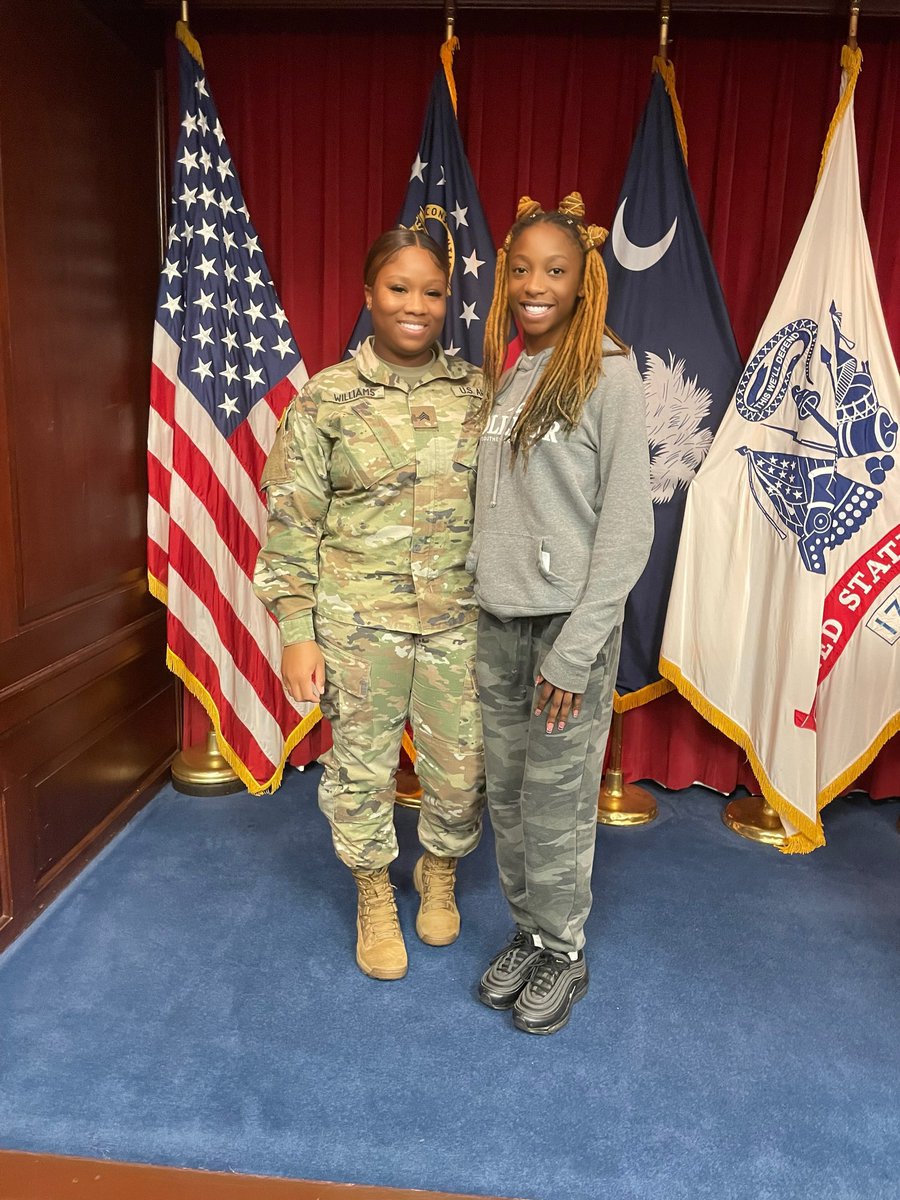 We would like to welcome PVT Nesmith, Khimaya to the family 💪🫡. She enlisted as a 92A (Automated Logistical Specialist) #protectthepalmetto