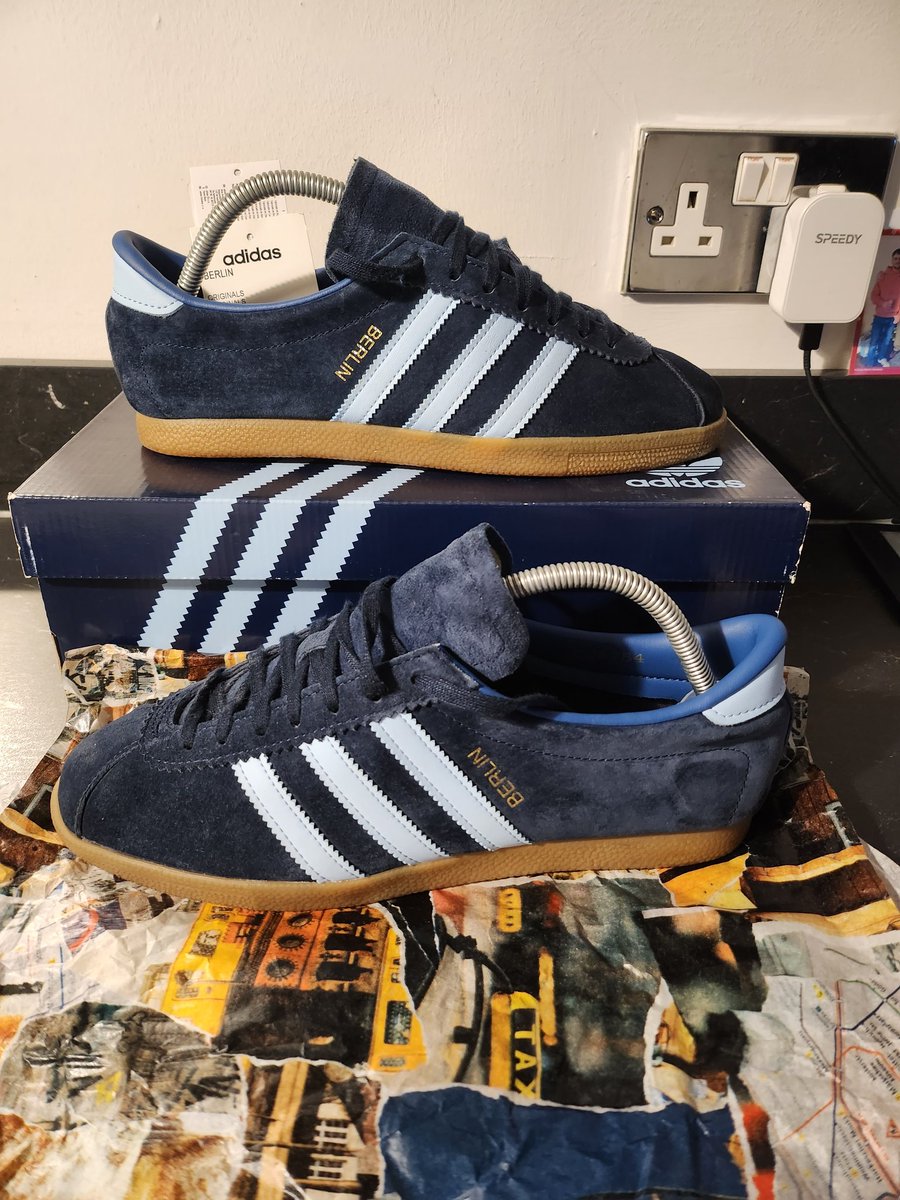 mavv1903's tweet photo. 2017 adidas Berlin (nilreb) size 7.5..OG box and tags and box paper...Good condition all over rarely worn..
£120 delivered double boxed. https://t.co/gqDxOmYAl1