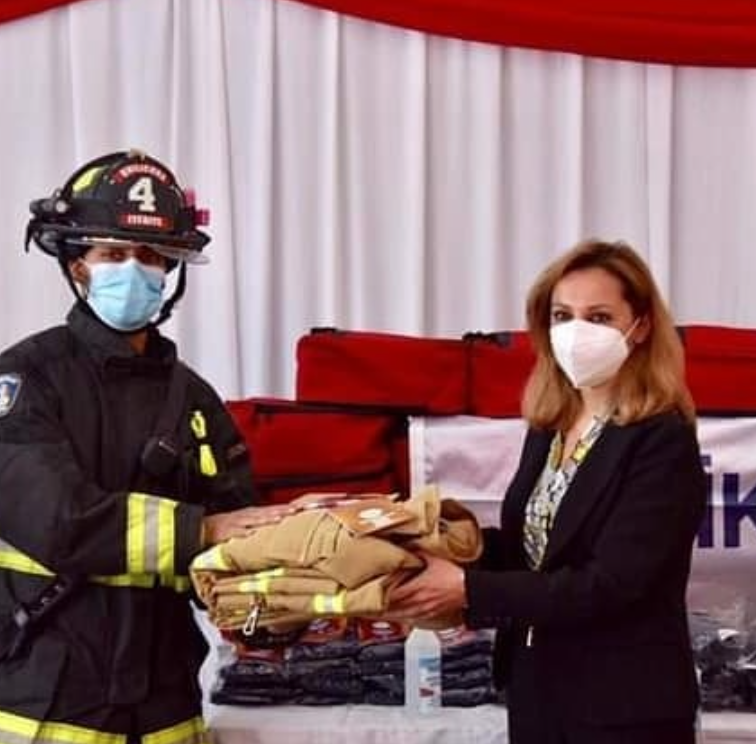 amistadtch's tweet photo. Entrega de nuevos uniformes por parte de la República de Turquía y TIKA, a través de la Embajadora Sra. Gülcan Akoguz. https://t.co/bjgFbuQRxs