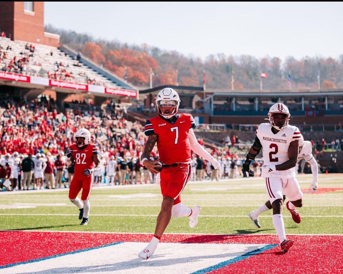 Blessed to receive an offer from Liberty @MageeCoach @_JaredDTucker @Coach_D13 @AHSFootball @JasonKervin @Mhoward38 @Velocity_XP @ChadSimmons_ @RustyMansell_