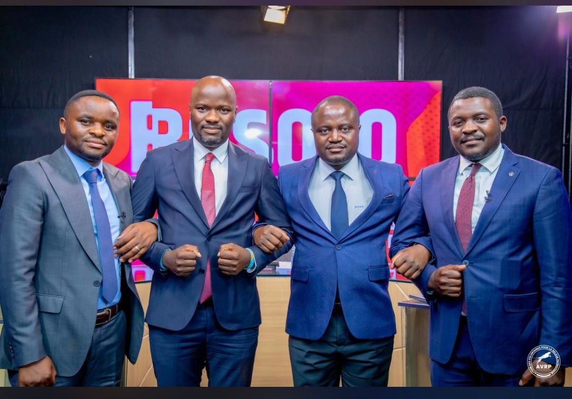 Ndoole94's tweet photo. #RDC : Arret sur image, les meillleurs elu deputés nationaux de la province du nordkivu de #Goma ,en passant #LUBERO #BUTEMBO jusqua #BENI . @butondonzangi et son par @AVRP15 offre a la RDC de jeunes intelligents ,patriote. @butondonzangi compte 10 deputés. @fatshi13 @michombero https://t.co/oaqR9o5Mwx