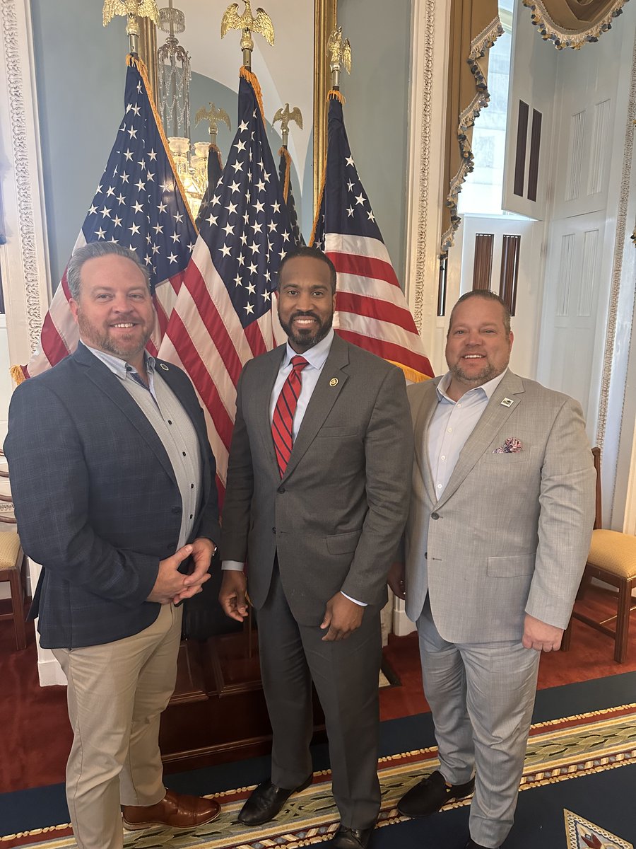 Rep. John James (@repjames) on Twitter photo Great to see my friend Mayor Bryan Barnett of Rochester Hills and Orion Twp Supervisor Chris Barnett. Always a treat when Michigan ✋🏿 comes to Washington. <a href="/MayorBarnett/">Mayor Bryan Barnett</a> is doing a phenomenal job as Rochester Hills Mayor. I'm excited to see what he does this term! Great to see my friend Mayor Bryan Barnett of Rochester Hills and Orion Twp Supervisor Chris Barnett. Always a treat when Michigan ✋🏿 comes to Washington. <a href="/MayorBarnett/">Mayor Bryan Barnett</a> is doing a phenomenal job as Rochester Hills Mayor. I'm excited to see what he does this term!