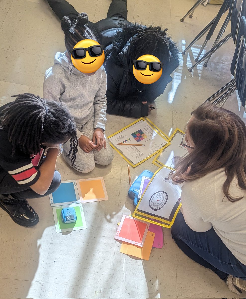 MsBrombacher's tweet image. 3rd graders in Mr. Crawford's class practiced reading thermometers today!π‘οΈThey used communication & critical thinking skills to code a path for the @Sphero Indi!π Thanks to @amyeich_TRT for helping out!π#PPSShines @HodgesManorPPS @PortsVASchools @WandaCalhoun13 @jennthomas75