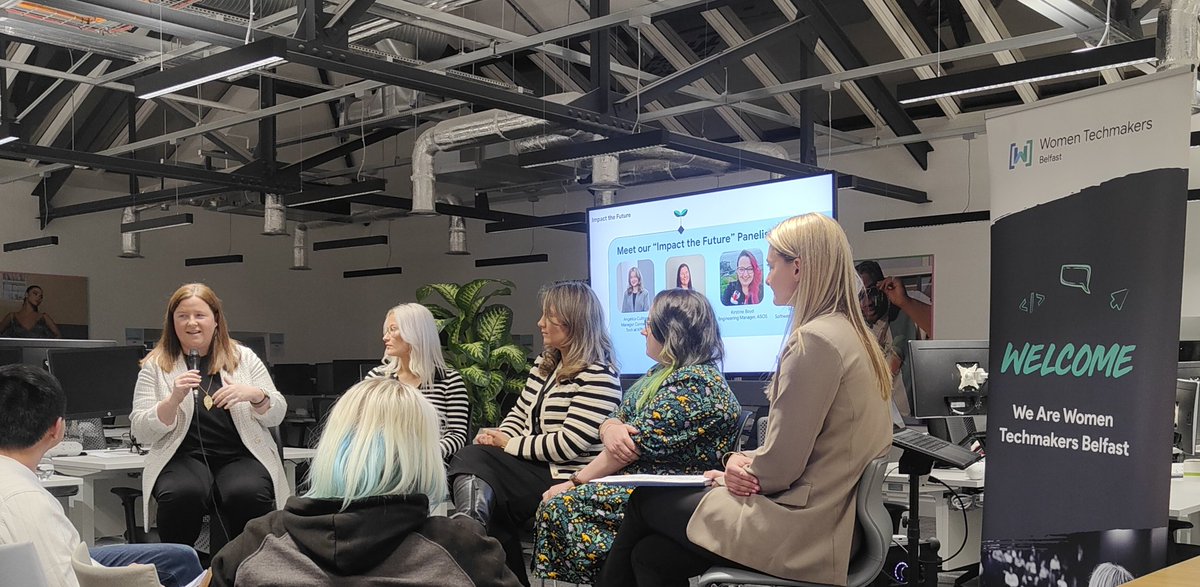 Great evening by @WTMBelfast talking about the 'impact the future'. Thanks to all the panellists for sharing their thoughts and experiences #WomenInTech