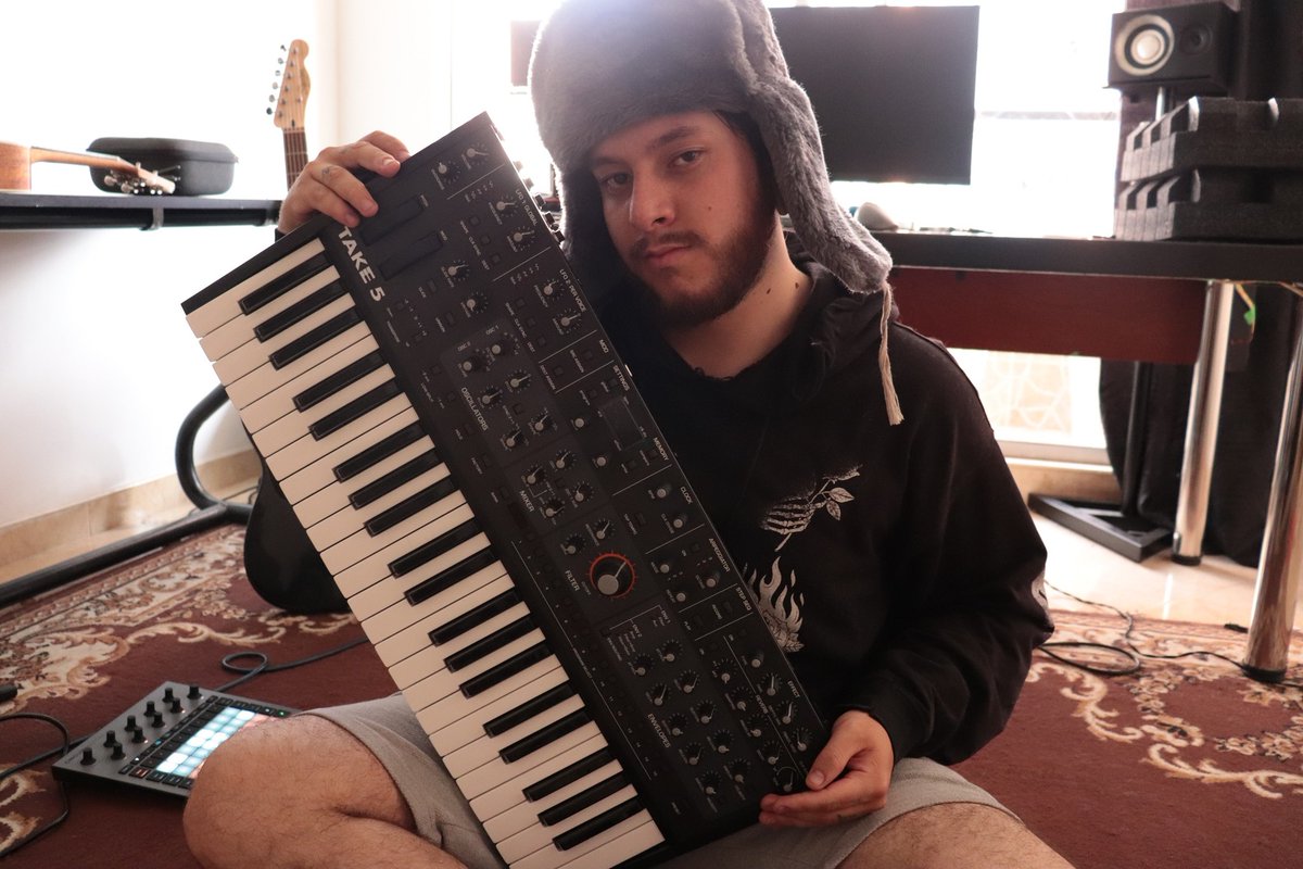 🎆Congratulations to TYSU from Columbia, winner of our Synth Recording Bundle Contest!
Thank you to everyone who signed up and participated in the drawing as well, we appreciate all your support, and looking forward to more in '24! #Sequential
sequential.com/win-a-synth-re…