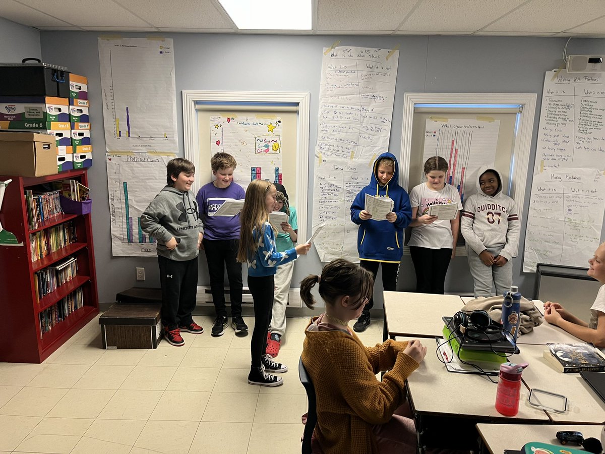 MrCantwellNLESD's tweet photo. Some more readers theatre today with @Leahbugden @NLSchoolsCA @stmaryselem https://t.co/EfWHa6V4nr
