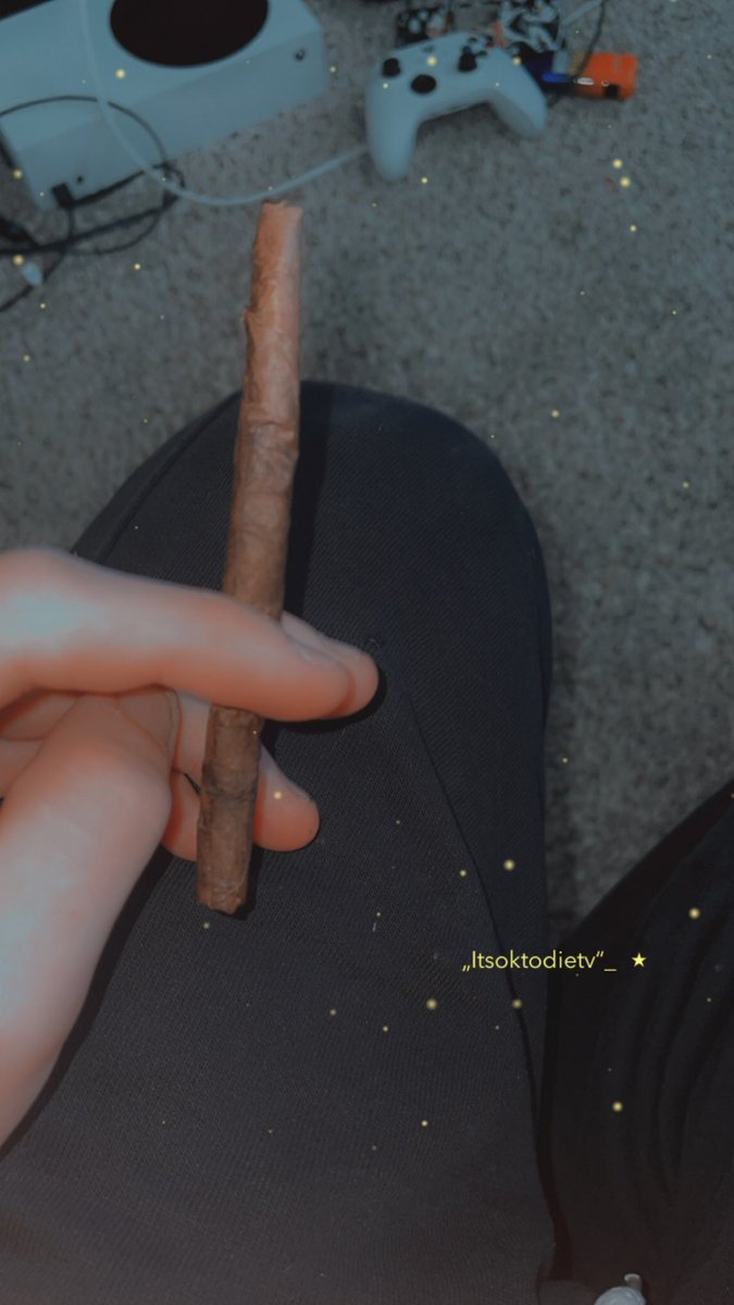 ITSOKTODIEtv's tweet photo. #GoodAfternoon #StonerFam #Mmemberville #CannabisCommunity #CannaLand #TwitchFam #vapeFam just woke up straight to the grind #smokeseshing with the homie & girl before door-dashing ! ð®âðšð¶âð«ïžâœïžð¥ Going to be grinding job applications,interviews and socials through out today ! I love yall so fucking much Thank yall for the love&support on everything I appreciate everything so heavy fam !â€ïžð€ð¥¹ð I hope everyone woke up to amazing refreshing beautiful toasty day of love blessing great meals and success ! Stay baked and motivated fam Iâm sorry for the delay on video gotta edit them down been trying to get my life fully together! Thank you for everyone by my side sticking by me and supporting me through the drought Big bangers on the way ð«¡ðªð¥âœïžâ
ððð€â€ïžð¥¹ððð®âðšð¶âð«ïžð¯â®ïžð±ððš