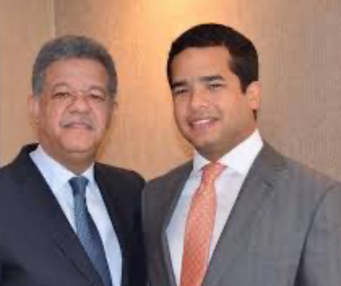 SueroDanielUnt's tweet photo. Guarden el Tuit, la sombra que empaña a Omar Fernández para ganar la Senaduría del Distrito.  No ganará las #Elecciones2024 #voto #Senaduria #sufragios #JCE #DistritoNacional #Mayo2024 https://t.co/Qb6ADIM0m2