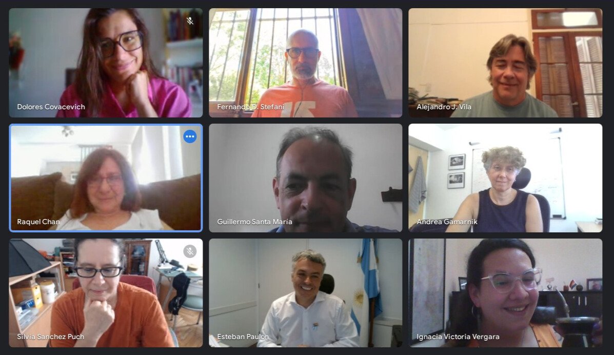 Hoy escuchamos a representantes del Colectivo de Científicos de Argentina, quienes nos expresaron la necesidad de que se rechace el DNU, ya que representa un atropello a la democracia y a las políticas referidas al campo de la ciencia.