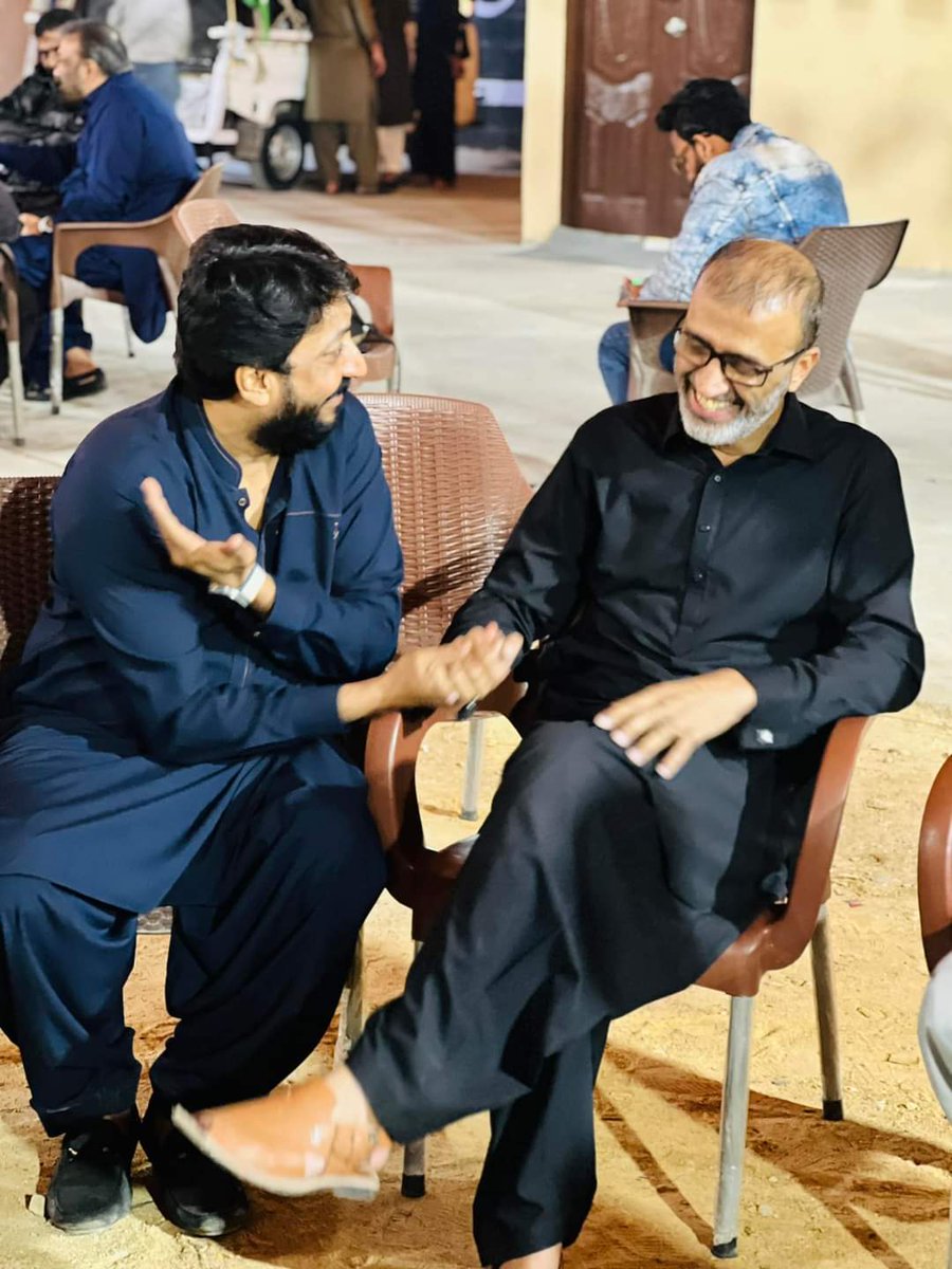 IqbalSandh's tweet photo. سابق صدر پیپلز یوتھ آرگنائزیشن کراچی ڈویژن رؤف احمد ناگواری، کے ہمراہ این اے 236 پی ایس 100 کے مرکزی الیکشن آفس امد،
امیدوار برائے این اے 236 مزمل قریشی امیدوار برائے پی ایس 100 حیدر عمرانی اور کارکنان سے ملاقات. https://t.co/XzPlQyMTuH