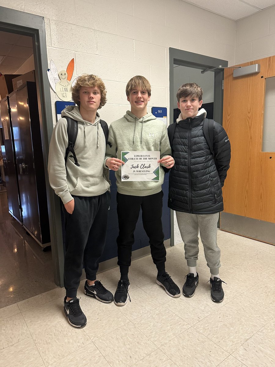 THScaptains's tweet photo. Captains Council votes are in! December Athletes of the Month are…

Lower Level- Jack Clark (9th) for having a phenomenal month of December in JV wrestling

Varsity- Jacob Aydelott (11th) for averaging over 20ppg and leading basketball to a 5-1 record for the month. https://t.co/BhkUJTu3dW