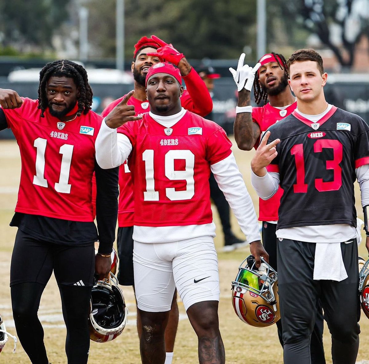 TheSFNiners's tweet photo. SCARY HOURS 😈

#49ers x #FTTB https://t.co/84owl11wYy