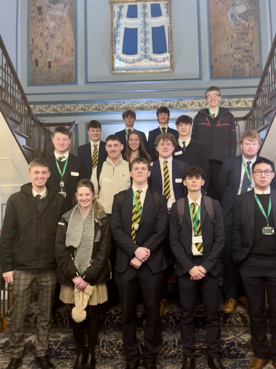 6th Form @ Sandbach tweet media