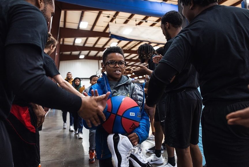 M14hoopsCincy's tweet image. MLK CLINIC Highlights 🔥

 - 70+ players signed up ☑️

 - Players had fun &amp;amp; got better ☑️

MLK Skillz clinic sold out‼️
We expect the same for Presidents’ Day Clinic😁

📸: @wjelden 

#repthe14 #m14hoops #wheredreamsbecomereality