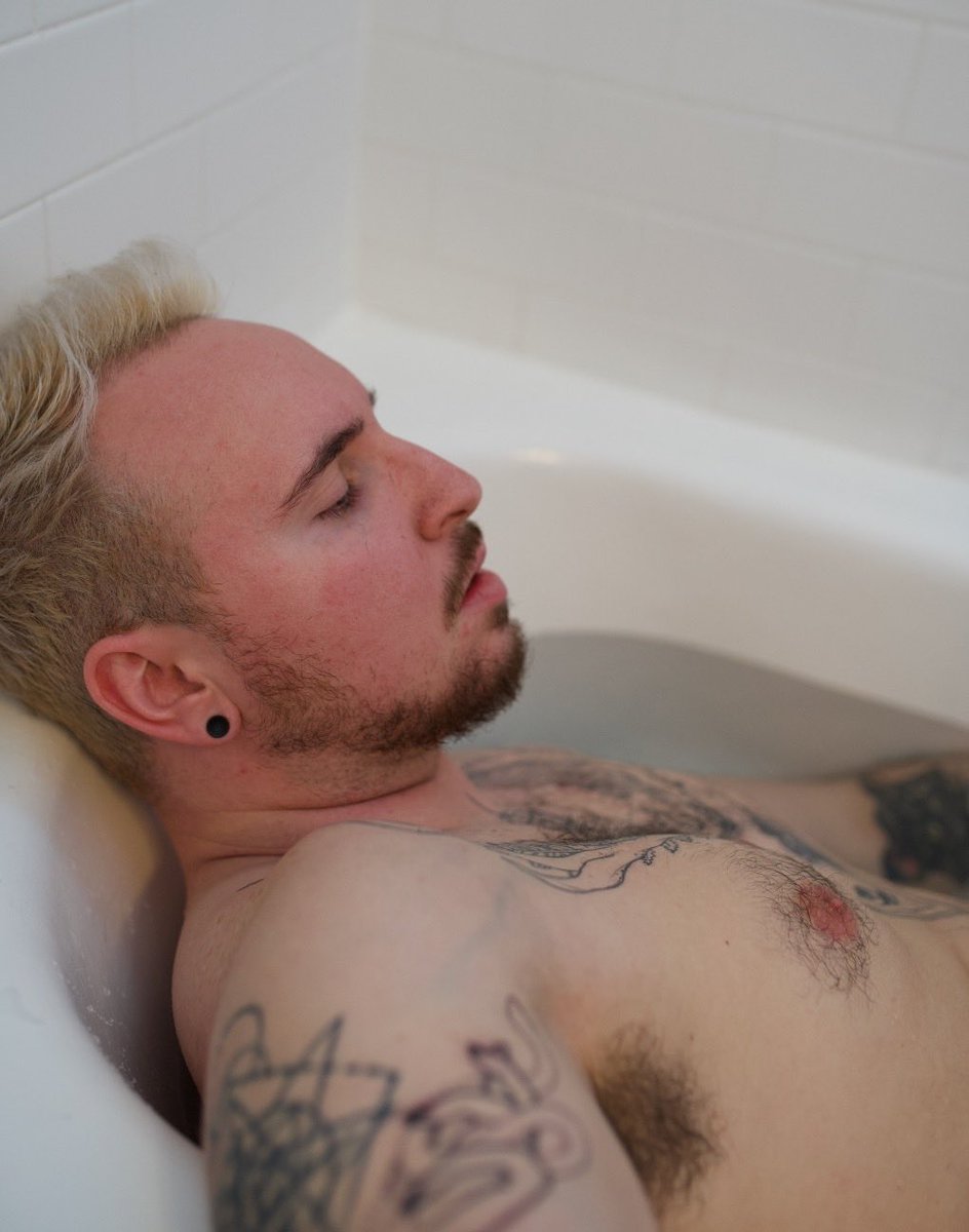 🏃🏻buying bleach brb