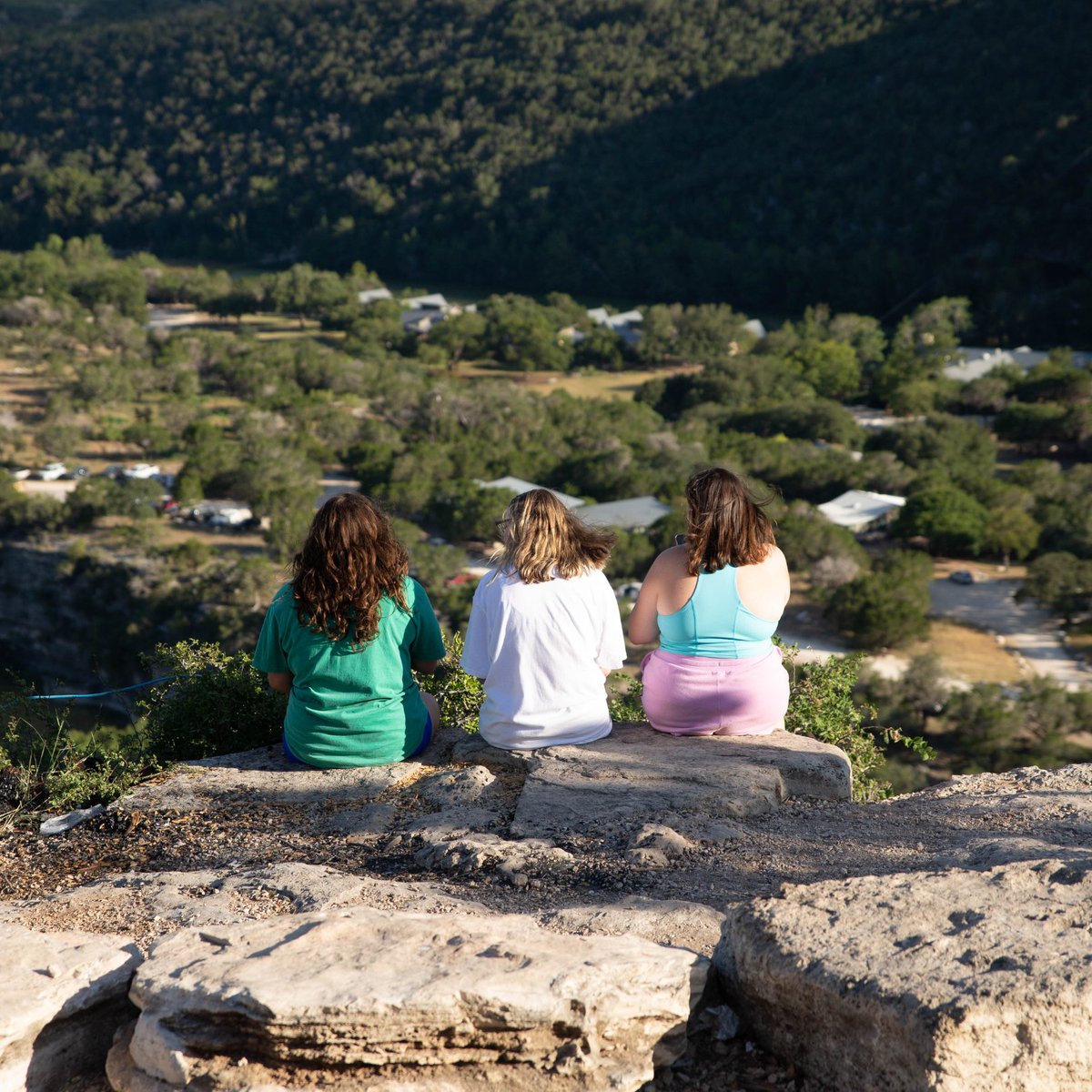 hebfdn's tweet photo. Cabin Time is at the core of spiritual growth for campers at @llyouthcamp. Deeper connections, vulnerability, exploring truths about God, and just talking about hard life topics. Read more at https://t.co/eF2rGdYCaQ. https://t.co/lFCRRmOSoz
