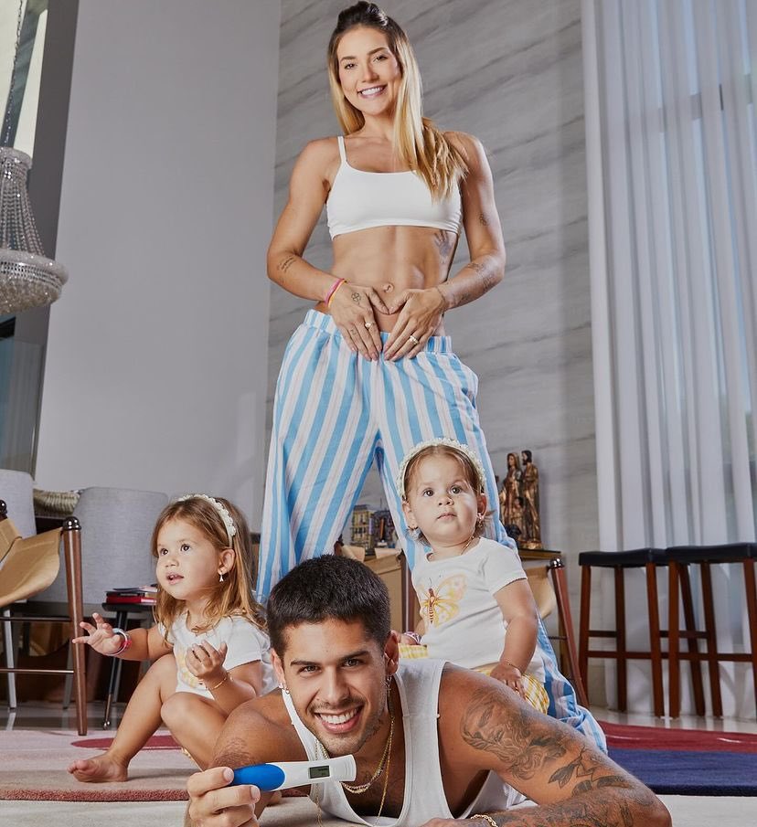 updatecharts's tweet image. 🚨 Virginia Fonseca anunciou que está grávida de seu terceiro filho com Zé Felipe.