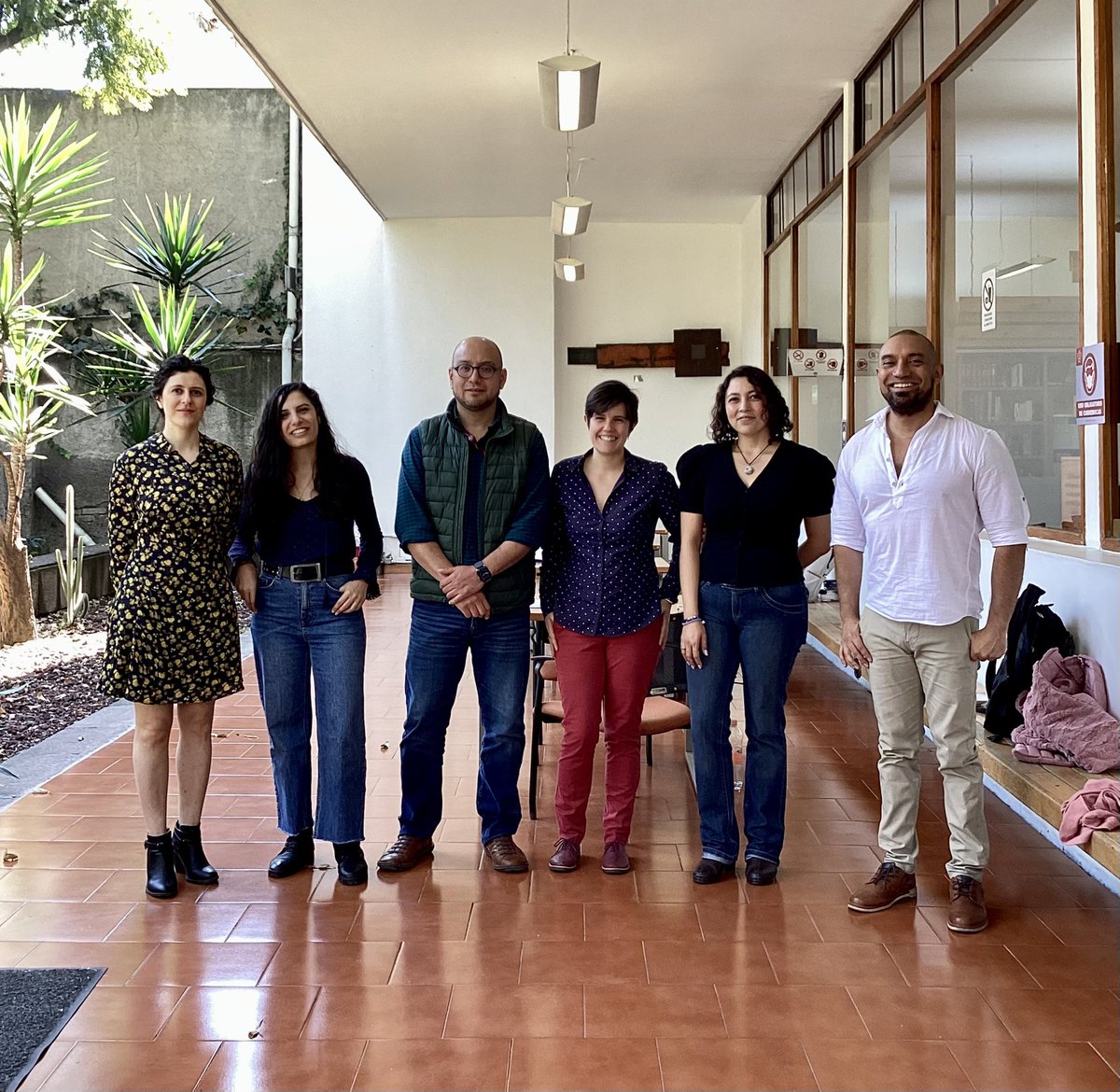 institutomora's tweet photo. ¡Esta semana les damos la bienvenida a seis nuevos profesores investigadores del #InstitutoMora!👩🏻🏫🧑🏻🏫
📸De izquierda a derecha:
Cintia Velázquez, Azize Aslan, Gerardo Bonilla, Ana Carolina Gómez, Dara Valencia y César Pineda.
¡Les deseamos todo el éxito en sus nuevas actividades! https://t.co/h96uUN4lBt