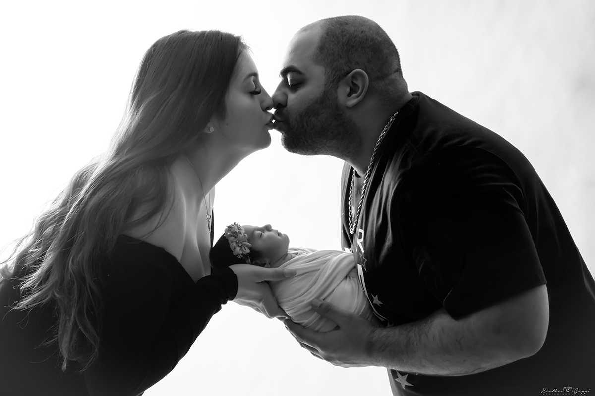 HeatherGappi's tweet photo. In a haven of tranquility, we celebrate the arrival of your little one with opulence and grace—every image is a narrative of blissful beginnings.⁠
⁠
Book Now:⁠
📩  info@heathergappi.com⁠
☎️ (248)798-6591⁠ https://t.co/boaop9P8aZ