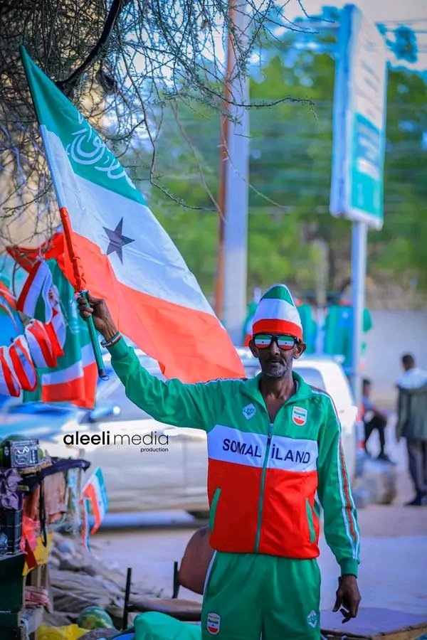 faysaldhuux2's tweet photo. #calankaygu waa kan #Dunida ka qaylisiiyay https://t.co/ujmmspvfai
