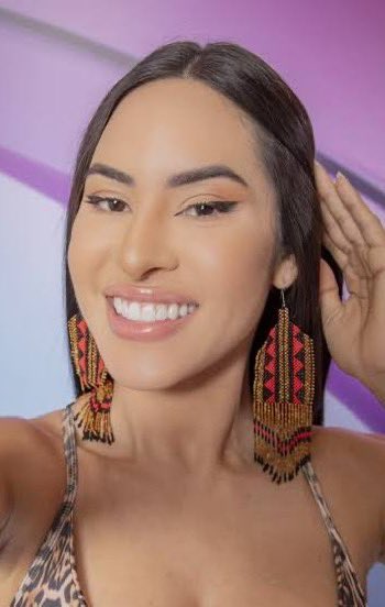 HackerXParciais's tweet photo. QUEM VOCÊS PREFEREM❓

🔁. ISABELLE
❤️. DAVI

#BBB24 #Isabelle #Davi https://t.co/4jDgbMwpiQ