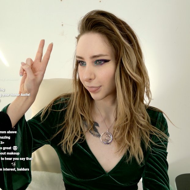 Aoife_Bee_'s tweet photo. hi i am streaming also i look pretty pls tell me im pretty https://t.co/HtmOLl0Ukb