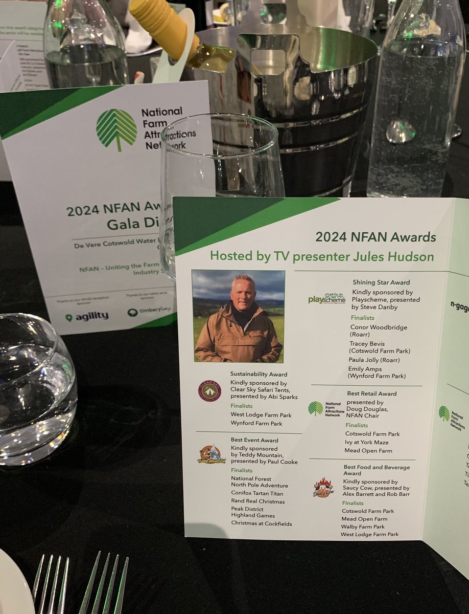 Yorkmaze's tweet photo. It’s the National Farm Attractions Network annual awards tonight. We were thrilled to be named the Best Farm Attraction in the UK last year. Tonight our Ivy Store gift shop is up for the Best Retail award - fingers crossed 🤞 @NFANUK https://t.co/LOmBuDSd0t