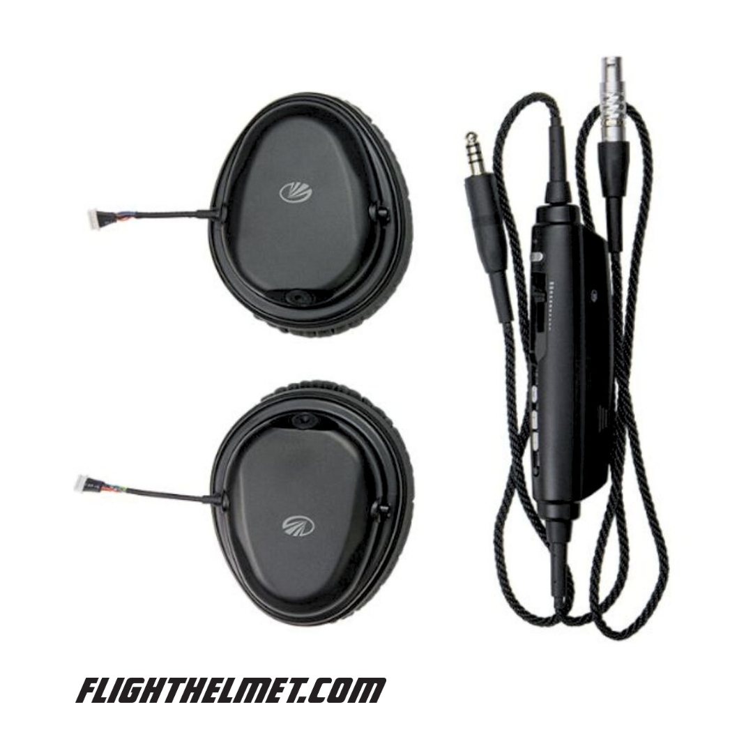 FlightHelmets's tweet photo. Now available and ready to ship, Fixed-Wing Flight Helmet with Lightspeed Zulu H-Mod ANR (Active Noise Reduction), Size- Large (Please see our size charts for Lightspeed specific sizing)🛫 See full details and pricing here: https://t.co/cRSo0aVojY https://t.co/Qel7Z9Y29o