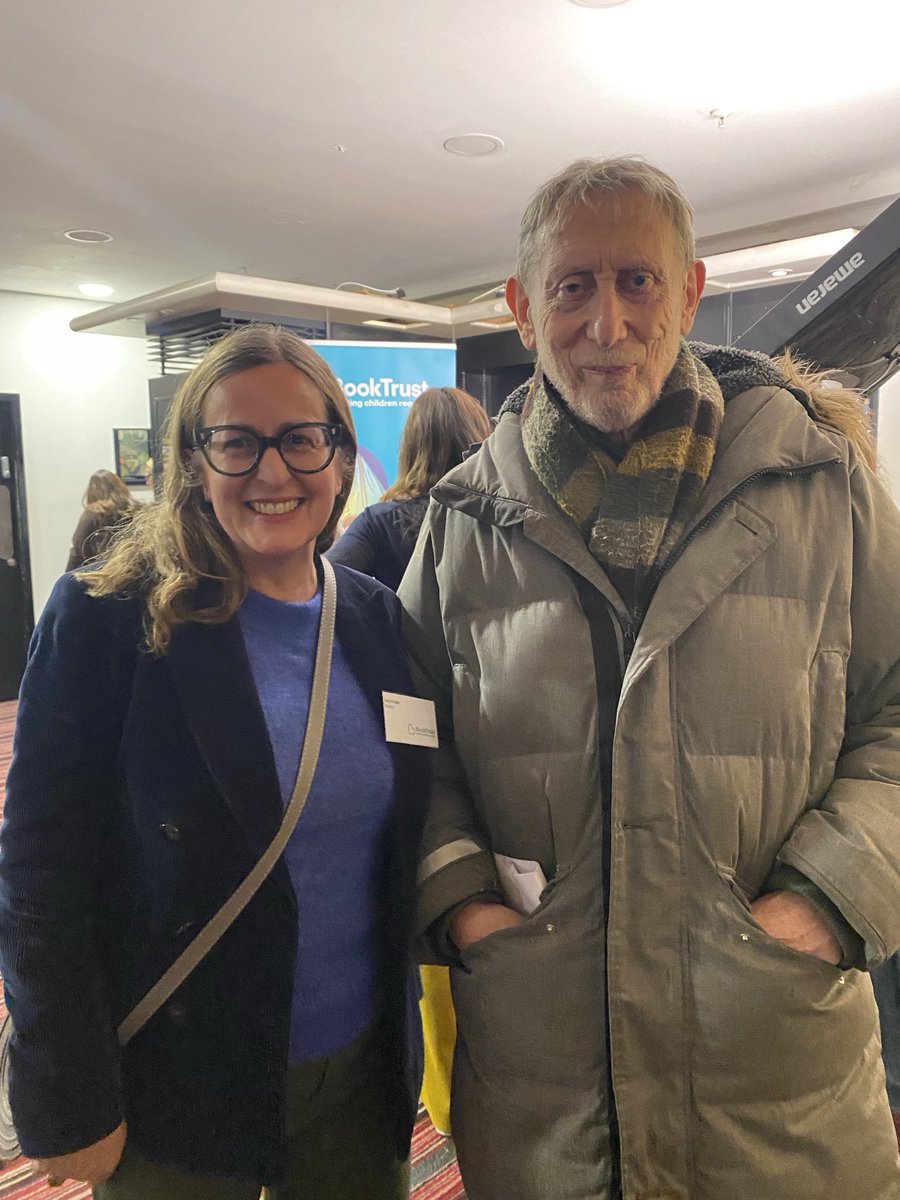 A pleasure to join ⁦@Booktrust⁩ for the launch of their #ReadingTogether campaign about the importance of reading with children in the early years. @MichaelMorpugo⁩ read us a story and I met ⁦@MichaelRosenYes⁩ whose writing has brought so much joy to my children📚