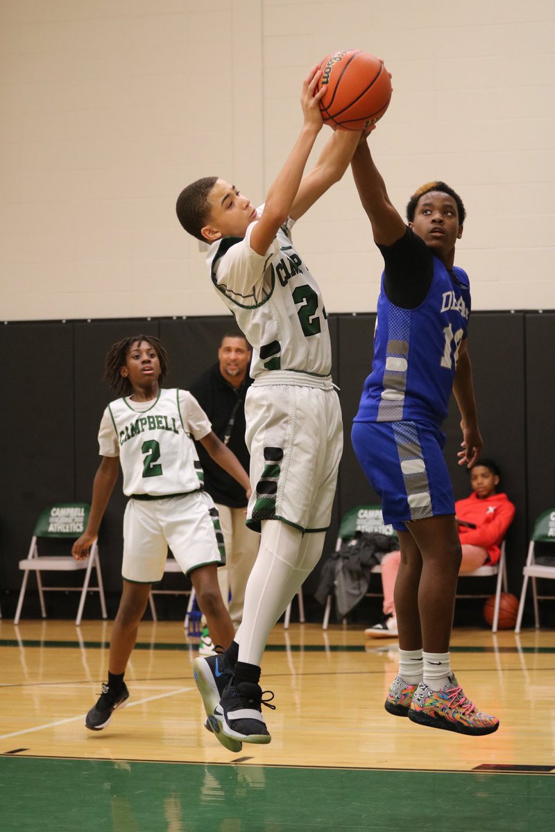CampbellMSBask1's tweet photo. Here’s a couple of photos from the Dean game…Shots taken by @robertsartcfisd…@GatorMSFootball @CampbellGators @CyRidgeMbb @CyCreek_Hoops https://t.co/4TA6qFIppm