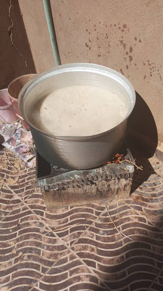 NazimSirag's tweet photo. Thank you very much to the donors from inside and outside Sudan..

Thank you very much to the Sudanese American Medical Association (SAMA) for its continued support of the initiative to support central kitchens in the neighborhoods of Khartoum State..

Together we can.. https://t.co/5dD096Dmj6