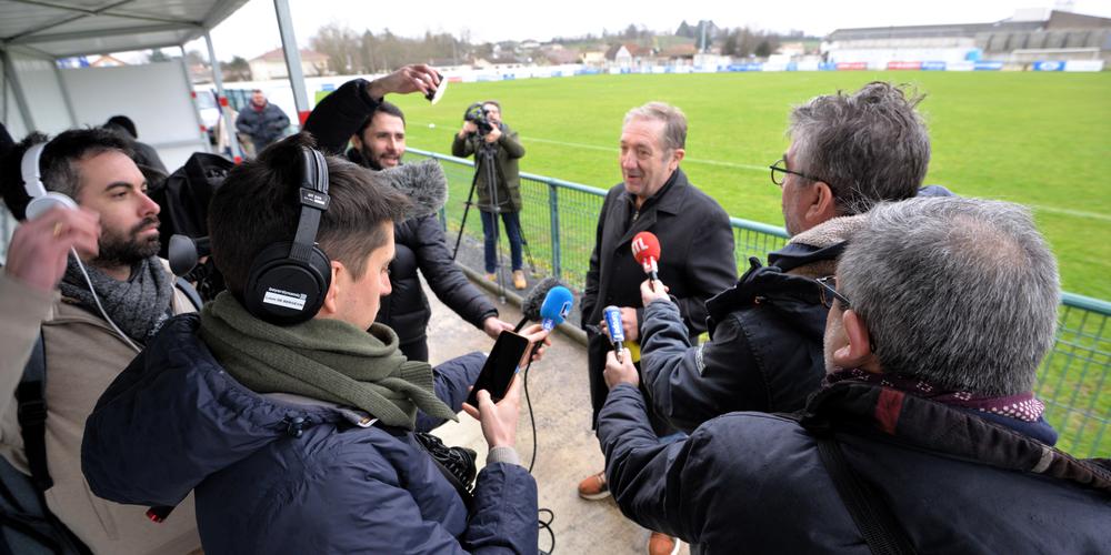 Vidéo. Coupe de France : « On n’a jamais eu autant de journalistes » : les coulisses du match entre Bergerac et Lyon. sudouest.fr/sport/football…